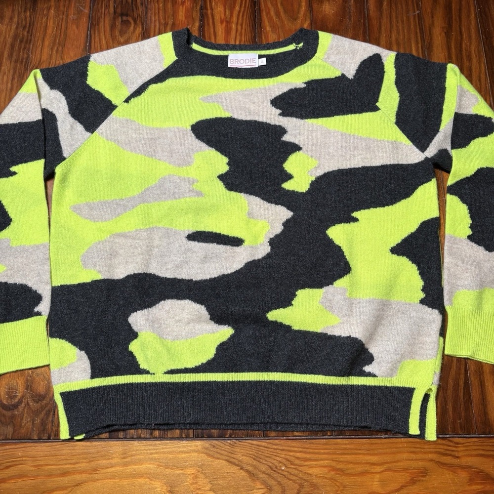 Brodie 100% Cashmere Neon Camo Black Yellow Pullover Sweater Sz M A1985